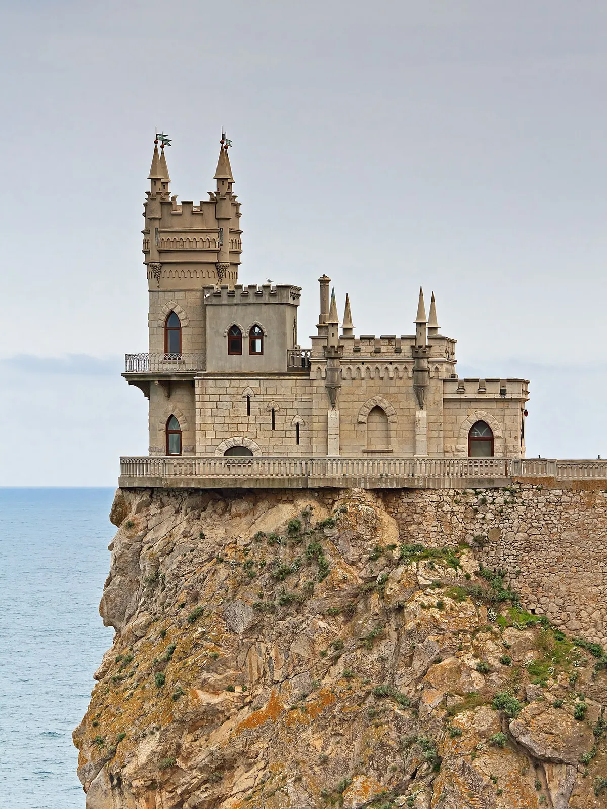 Ласточкино гнездо, Южный берег Крыма